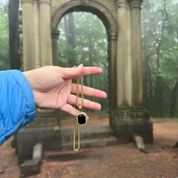 Necklace - Picture 3 of 6